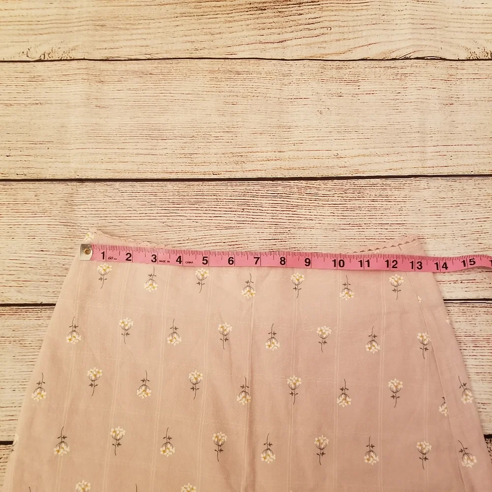 RARE John Galt floral skirt - Picture 7 of 8